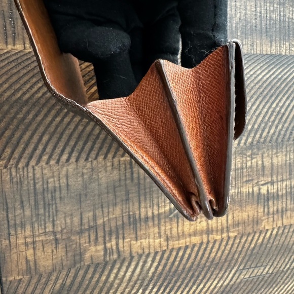 - Louis Vuitton Monogram Porte Monnaie Gousset Coin Purse wallet/ - Picture 13 of 17